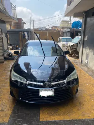 Toyota Camry XLE 4dr Sedan (3.5L 6cyl 6A) 2015 Black