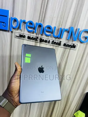 Apple iPad 10.2 (2021) 64 GB Gray