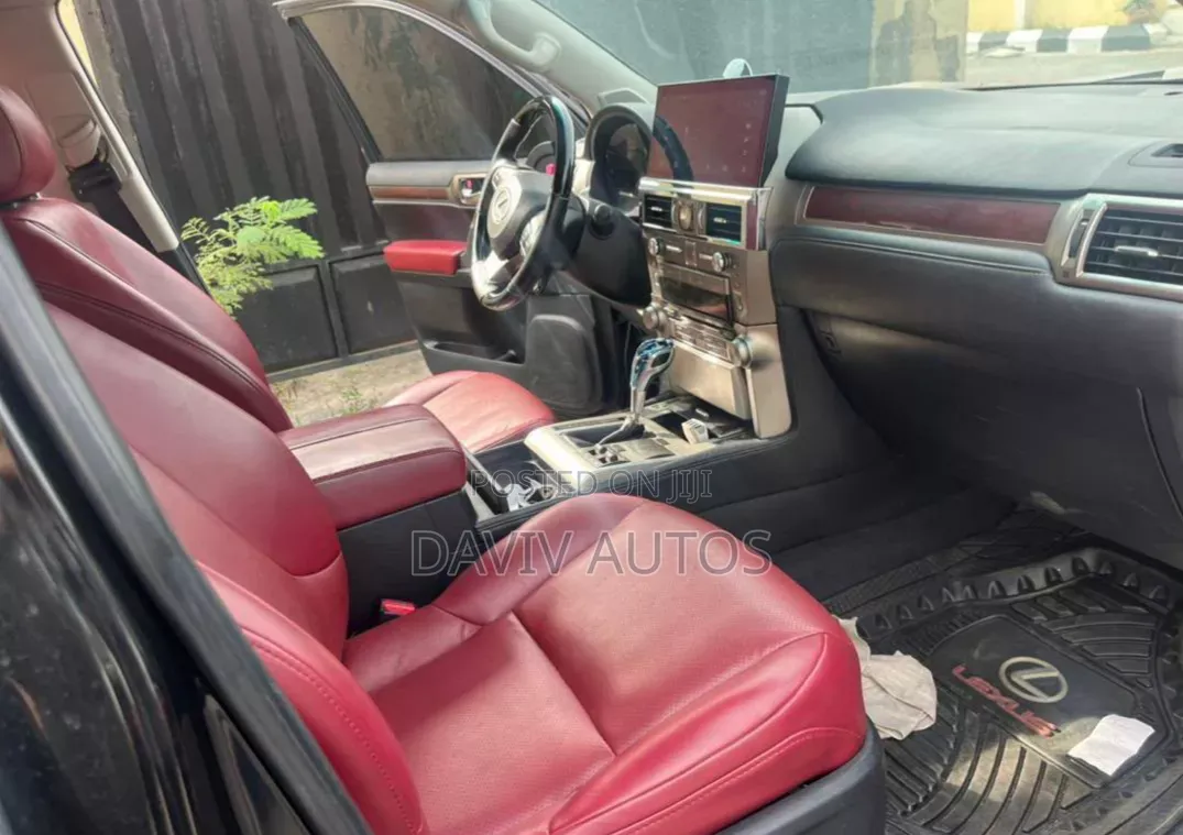 Lexus GX 2012 Black