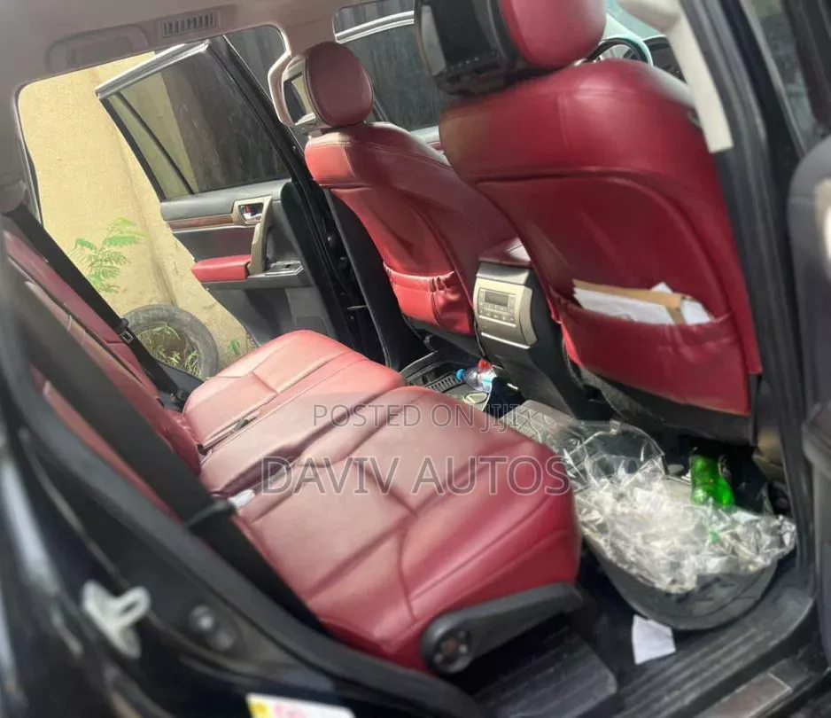 Lexus GX 2012 Black