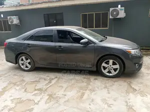 Toyota Camry 2013 Gray