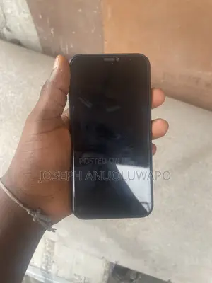 Apple iPhone XR 64 GB Black