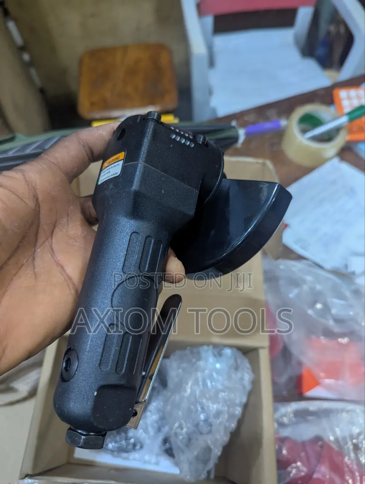 Pneumatic Angle Grinder