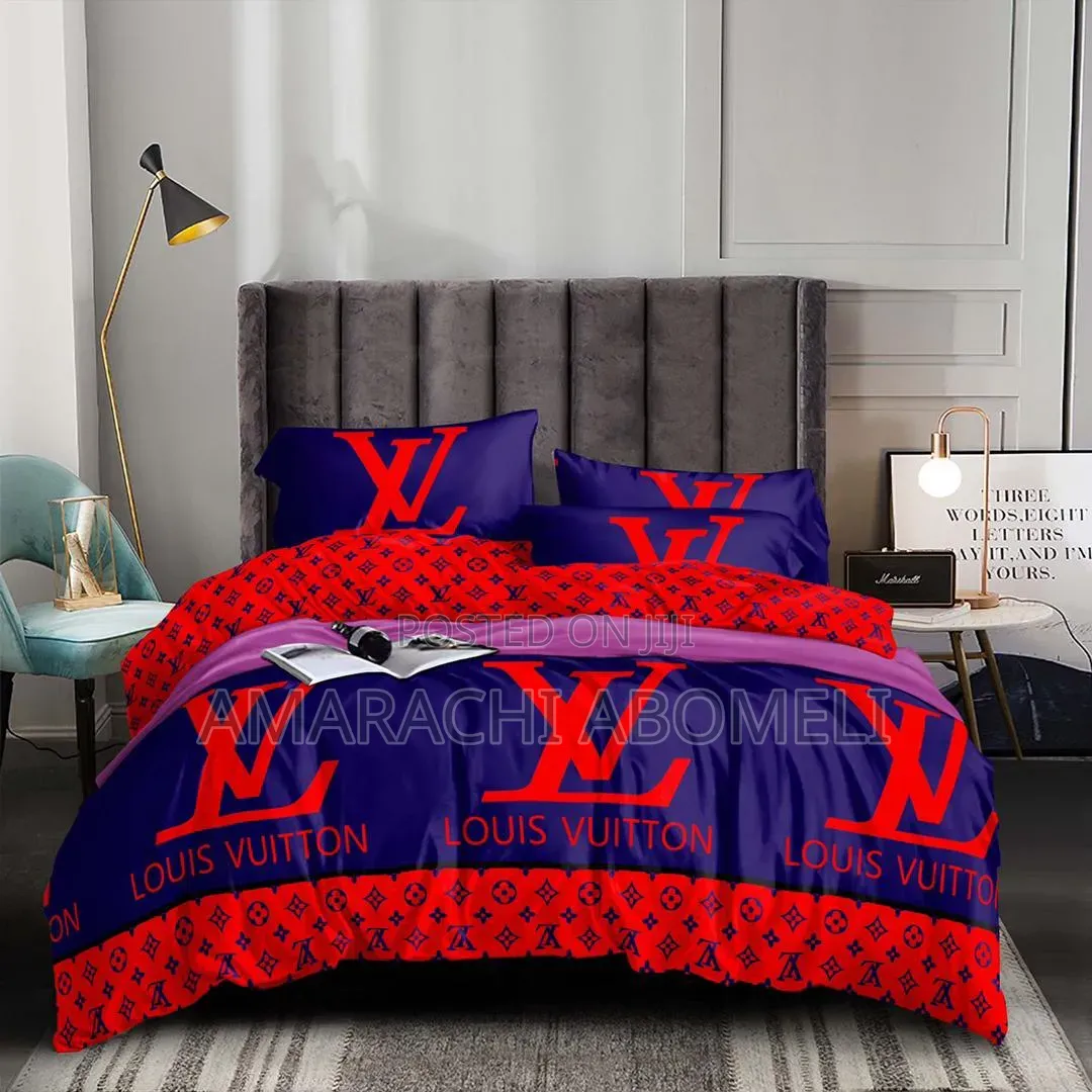 Curtains/Bedding