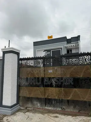 3bdrm Duplex in Apple Street, Akala Express for sale
