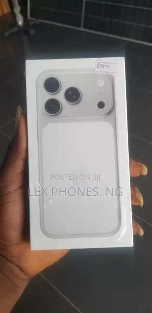 New Apple iPhone 17 Pro 256 GB Silver