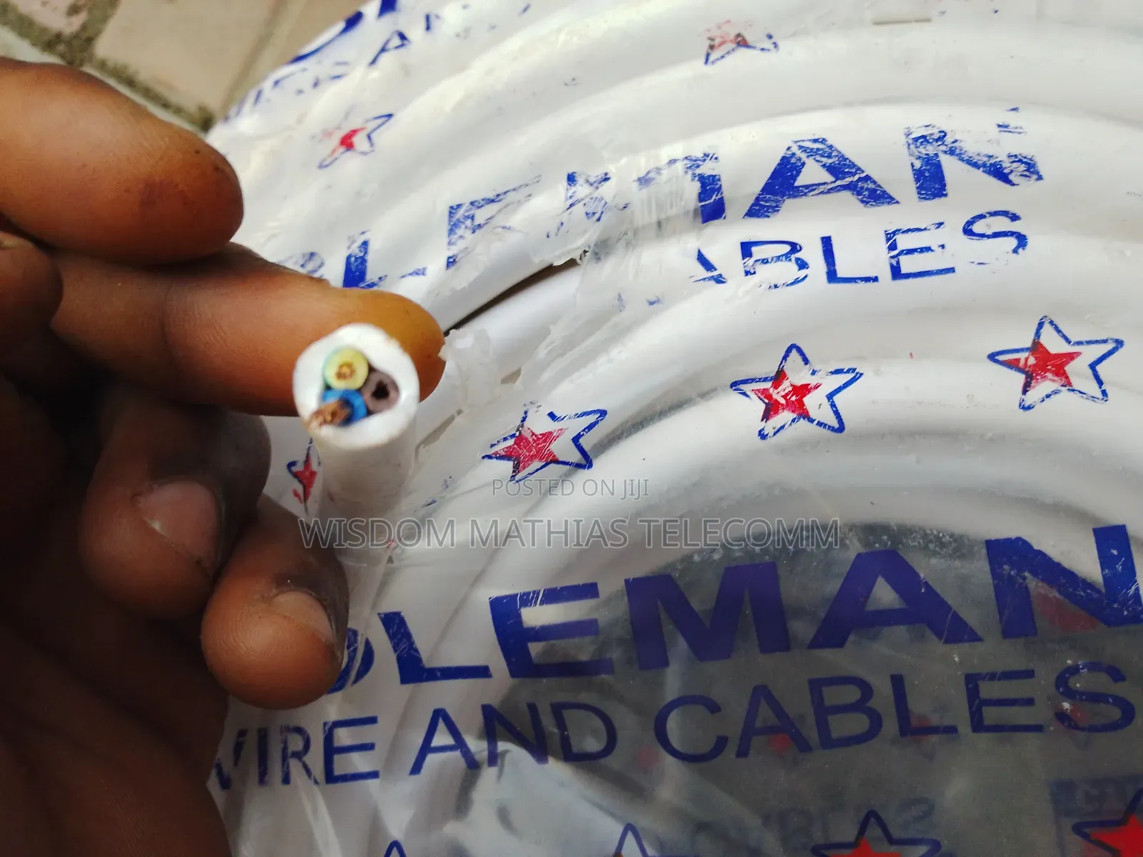 Original Coleman 2.5mm 3core Electrical Cable/Wire White Body