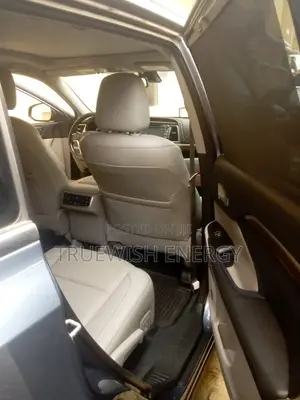 Toyota Highlander Limited Platinum 4dr SUV (3.5L 6cyl 6A) 2014 Blue