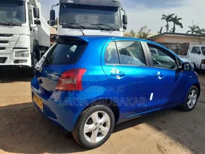Toyota Yaris 2008 Gray