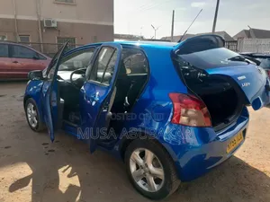 Toyota Yaris 2008 Gray