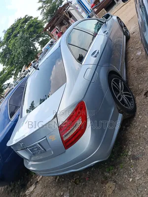 Mercedes-Benz C-Class 2015 Blue