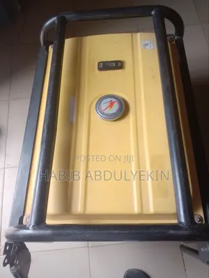 Fair Used, Clean AELMAX 8000 Generator