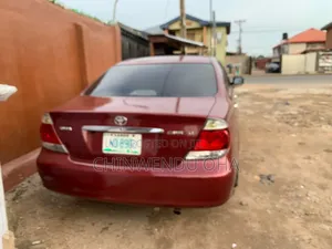 Toyota Camry 2006 Red