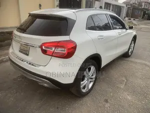 Mercedes-Benz GLA 250 2016 White
