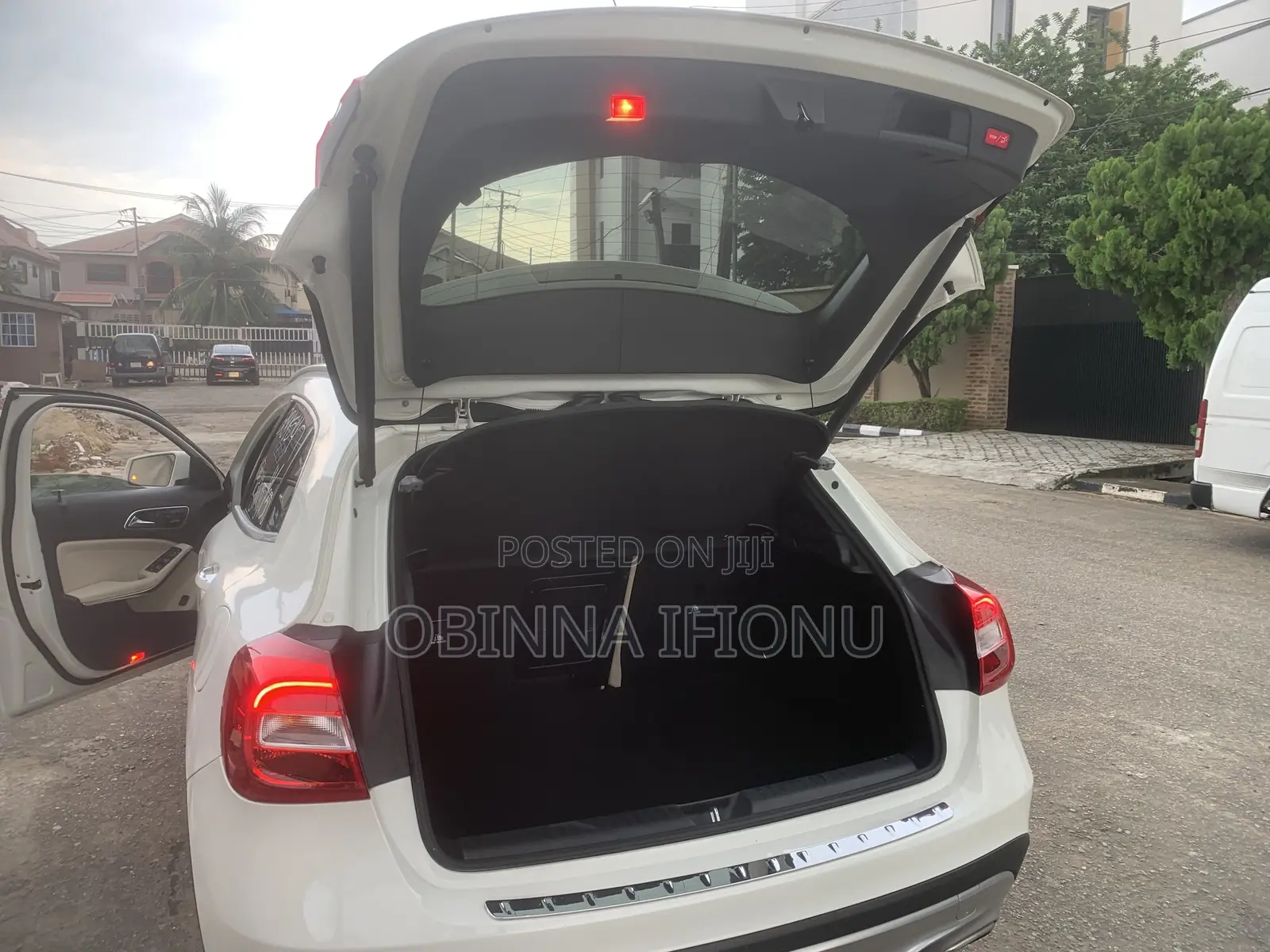 Mercedes-Benz GLA 250 2016 White