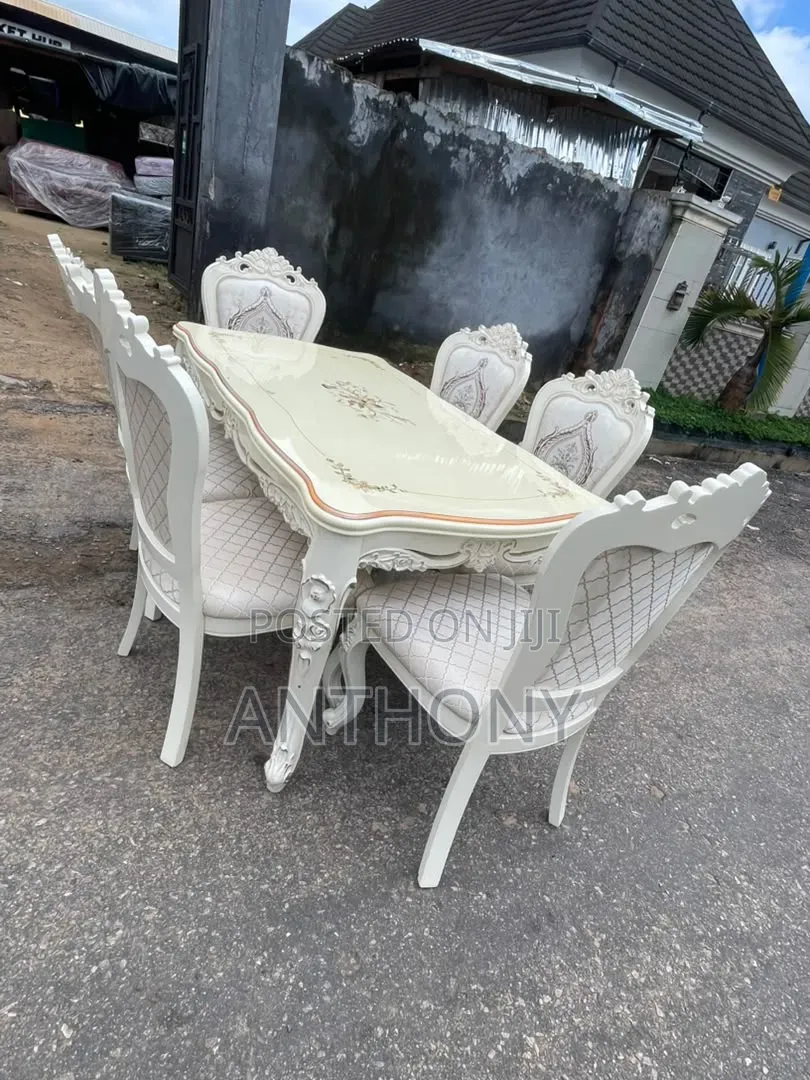 6 Seater Royal Dinning Table