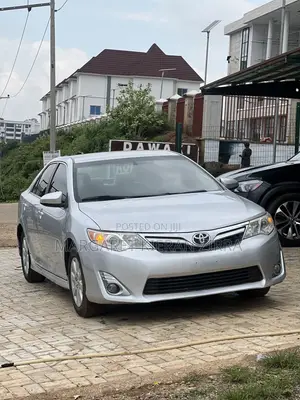 Toyota Camry 2013 Silver