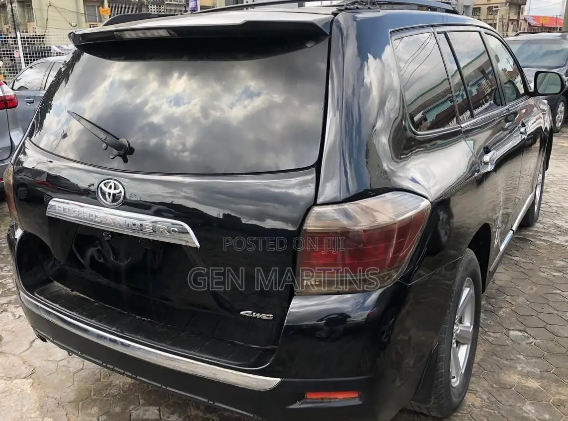 Toyota Highlander 2012 Black