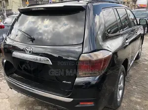 Toyota Highlander 2012 Black