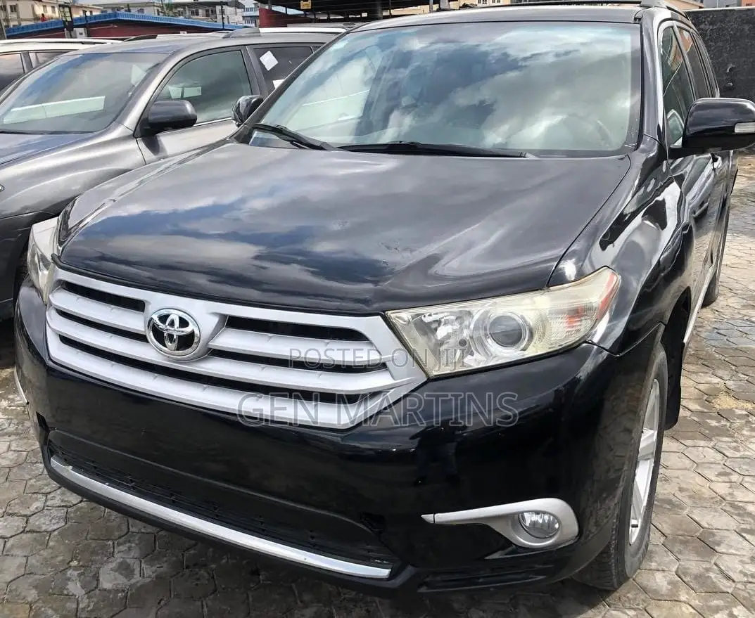 Toyota Highlander 2012 Black