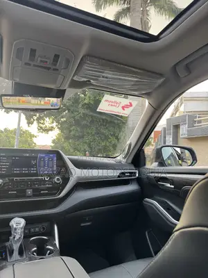 Toyota Highlander Platinum 2021 Gray