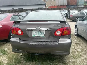 Toyota Corolla 2004 Gray