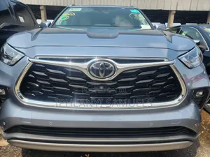 Toyota Highlander Platinum AWD 2023 Blue