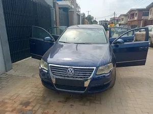 Volkswagen Passat 2008 Blue