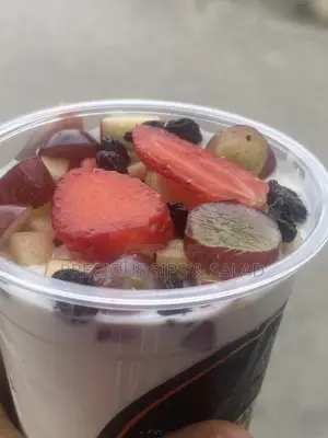 Parfait, Fruit Salad, Smoothie, Milkshake