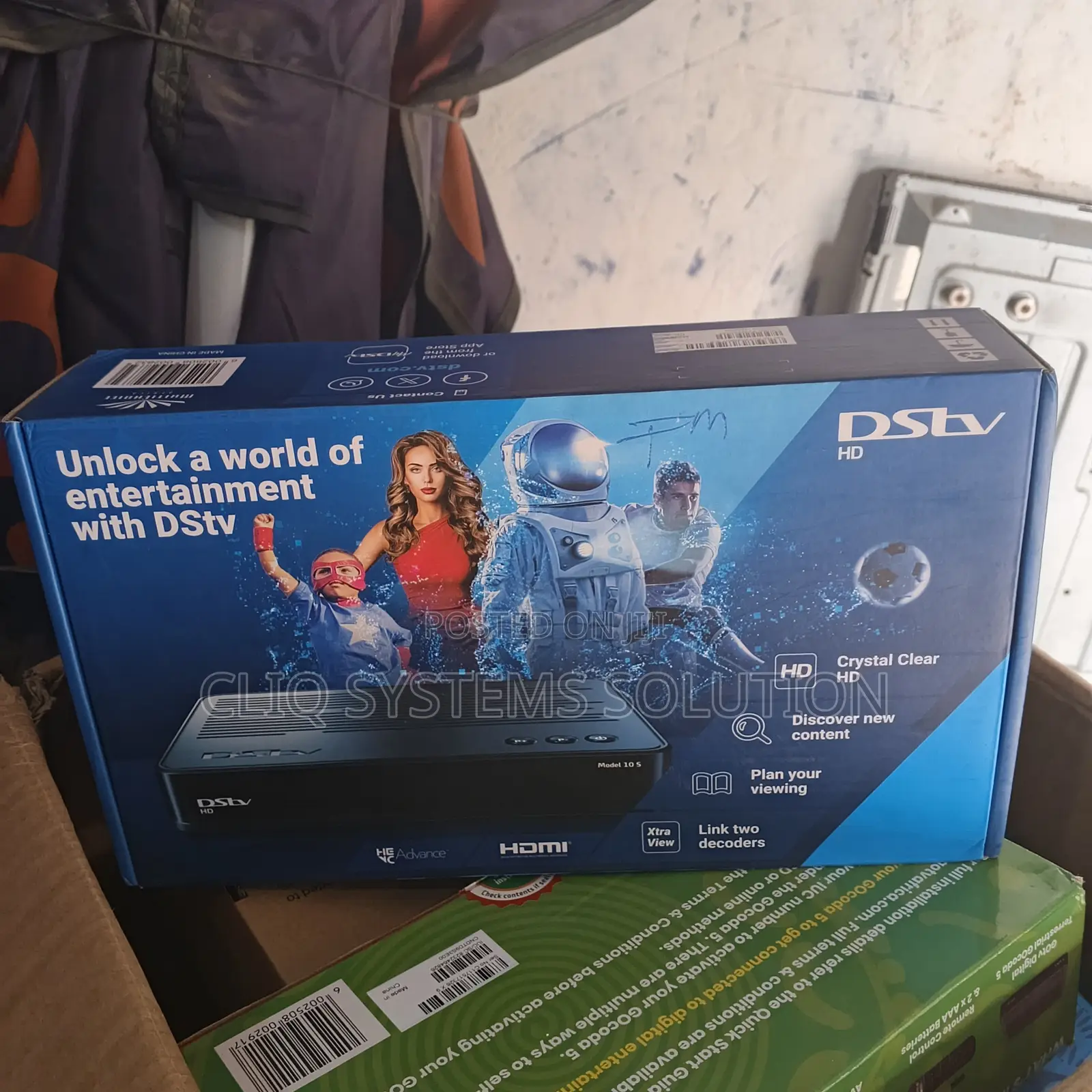 HDMI DSTV Decoder + Small Dish+ Remote + Adapter+LNB