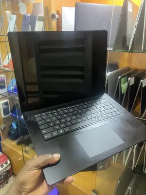 Laptop Microsoft Surface Laptop 5 16GB Intel Core i7 SSD 512GB