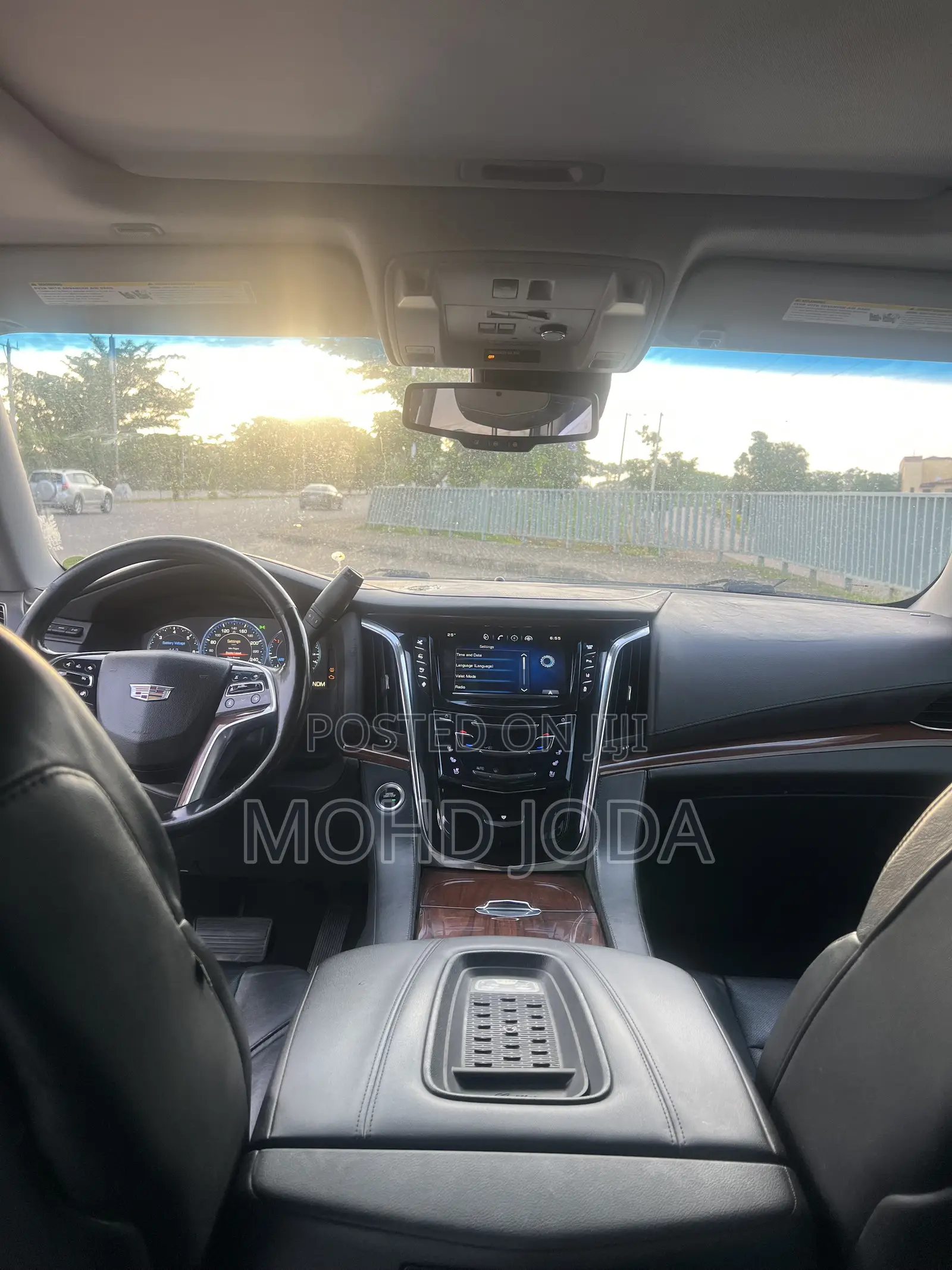 Cadillac Escalade ESV 2016
