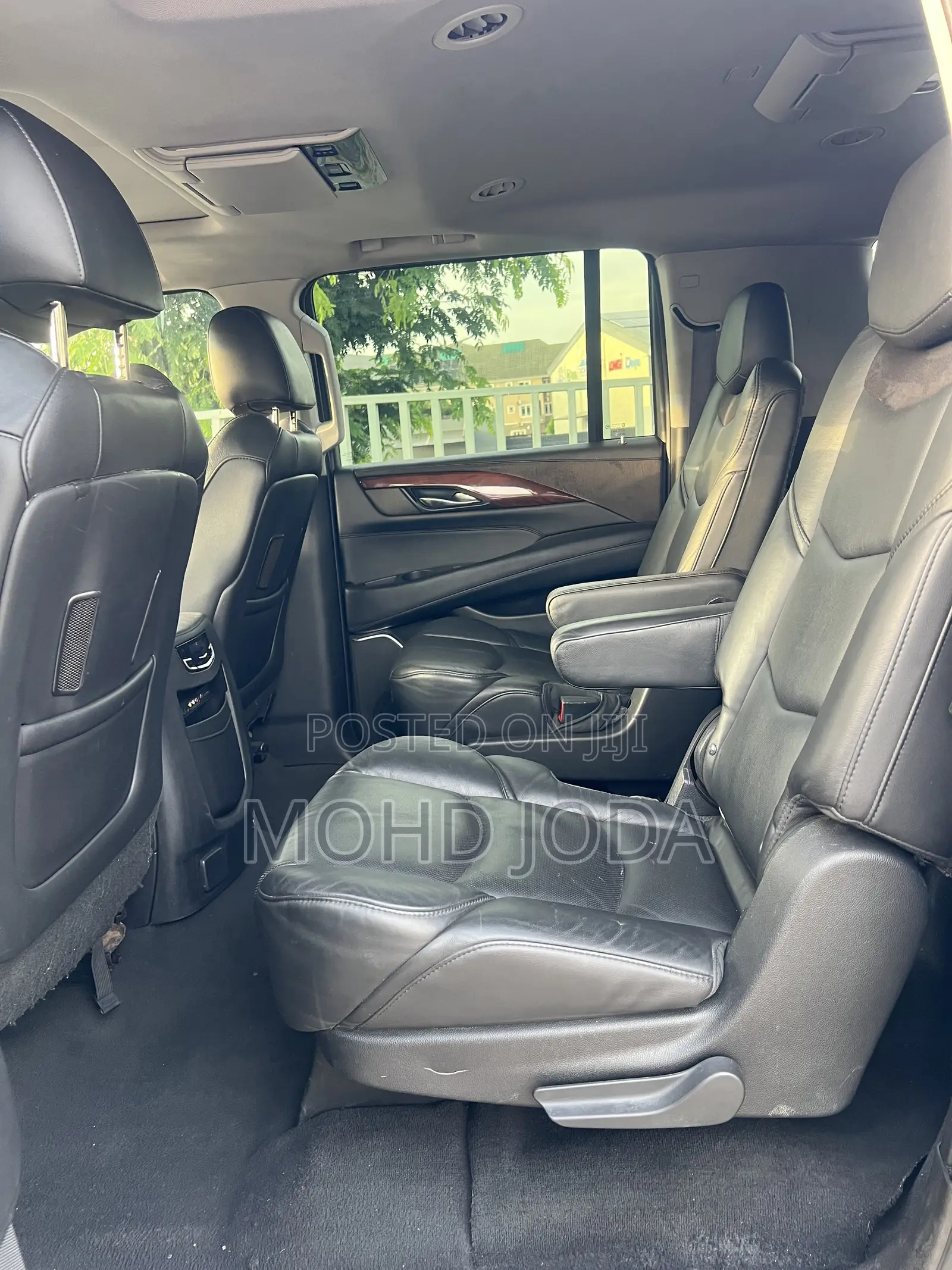 Cadillac Escalade ESV 2016