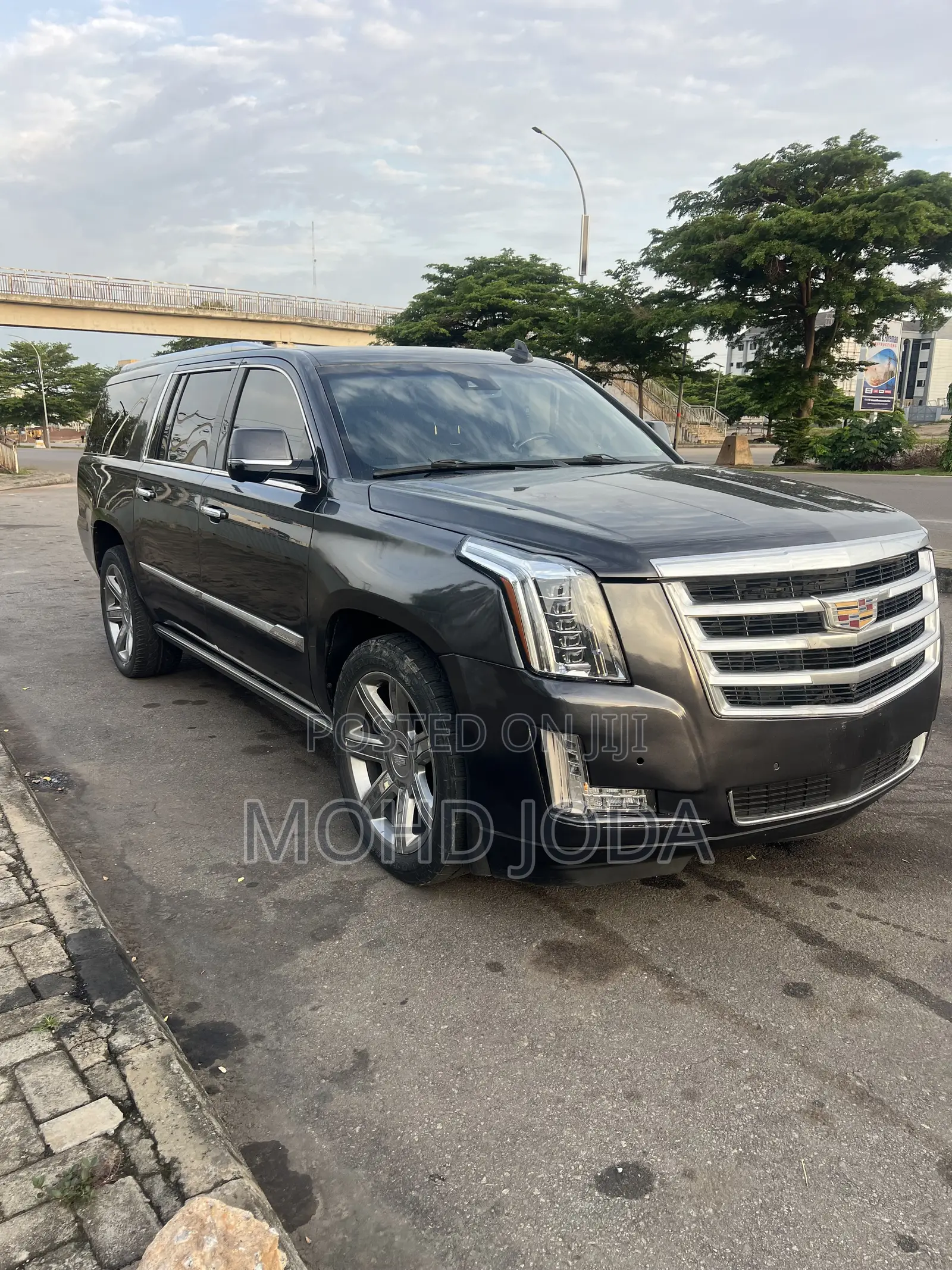 Cadillac Escalade ESV 2016