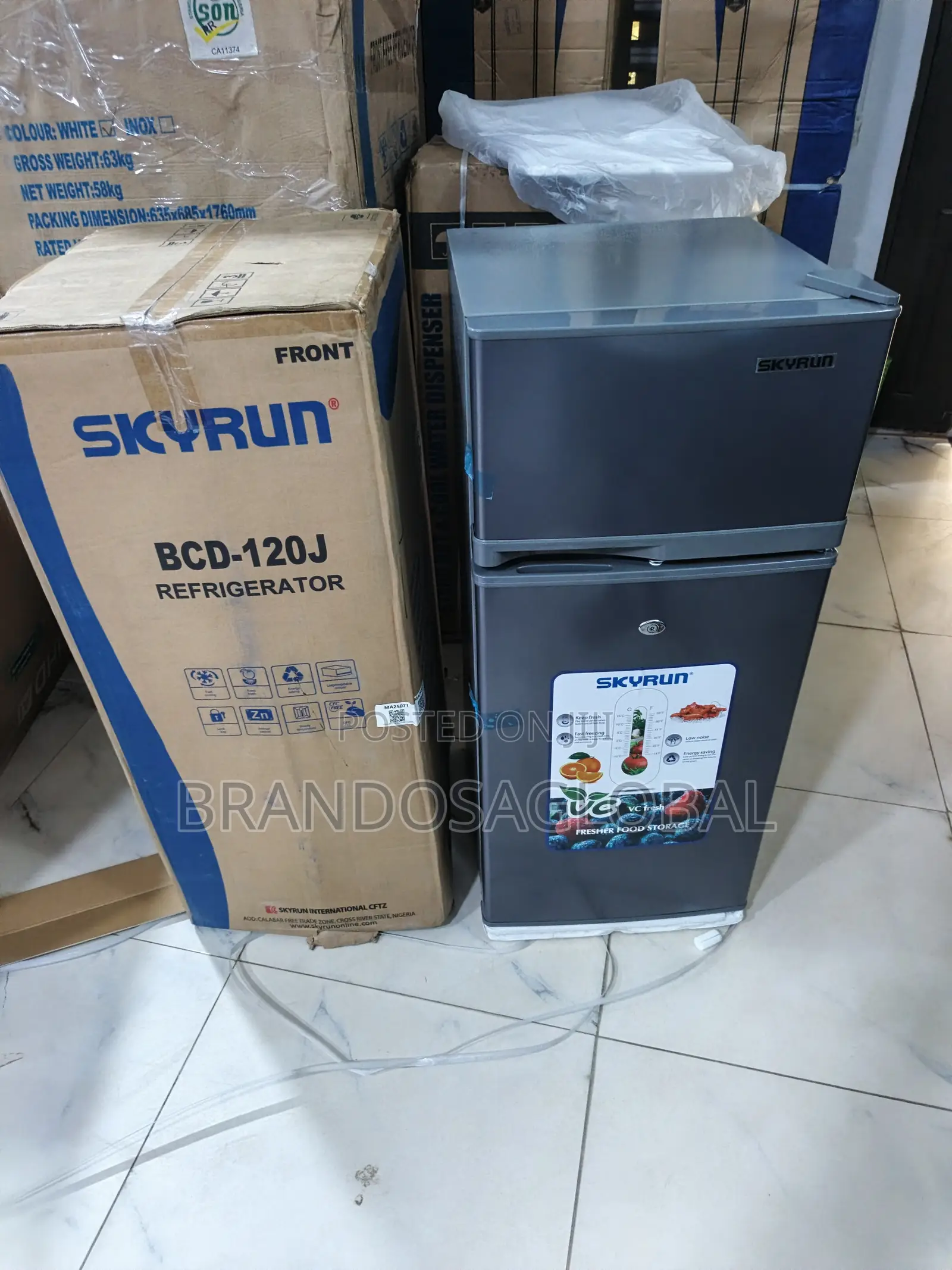 Skyrun BCD-120J Refrigerator – Compact Kitchen Refrigerator