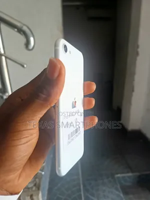 Apple iPhone XR 128 GB White