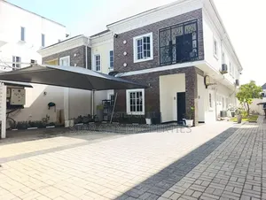 4bdrm House in Osapa London Lagos for sale