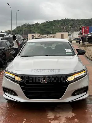 Honda Accord Sport 2.0T 2018 White