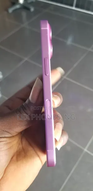 Apple iPhone 16 128 GB Pink