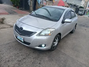 Toyota Yaris 2009 Silver