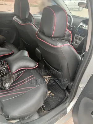 Toyota Yaris 2009 Silver