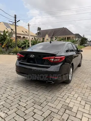 Hyundai Sonata Sport Sedan FWD (2.4L 4cyl 6A) 2016 Black