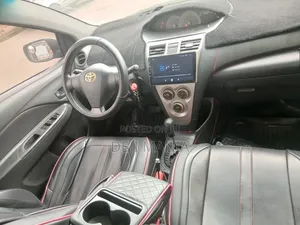 Toyota Yaris 2009 Silver