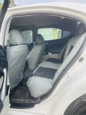 Lexus IS 2011 White
