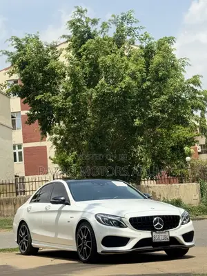 Mercedes-Benz C43 4Matic Sedan AWD (3.0L V6 9AM) 2017 White