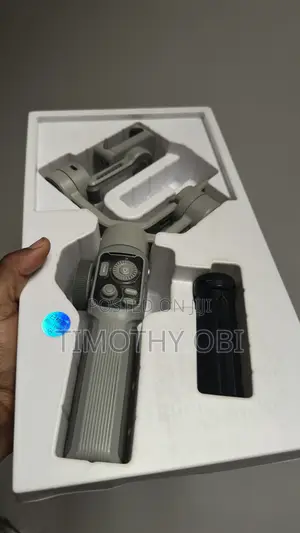 Zhiyun Cinepeer Smooth 5E Combo Smartphone Gimbal (1 Month Used)