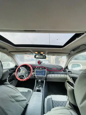 Lexus IS 2011 White