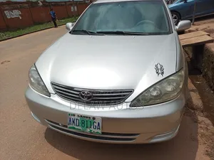 Toyota Camry 2002 Silver