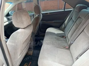 Toyota Camry 2002 Silver