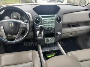 Honda Pilot 2009 Silver